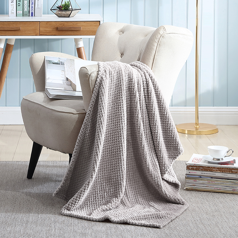 博洋宝贝  聚酯纤维格律四季毯A   BYTZ607A