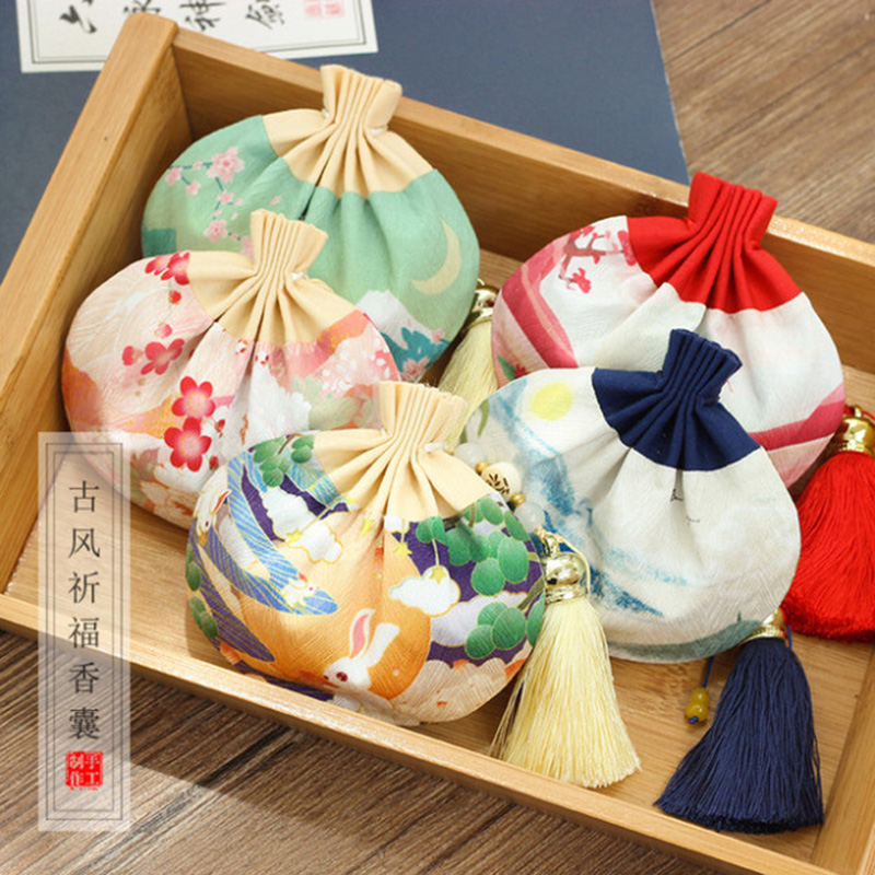 端午真丝香囊（款式随机）