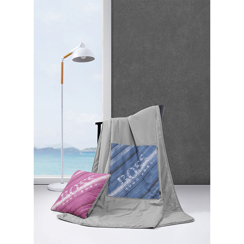 HUGO BOSS HB FONT 靠垫被（海葵）HBKD-003