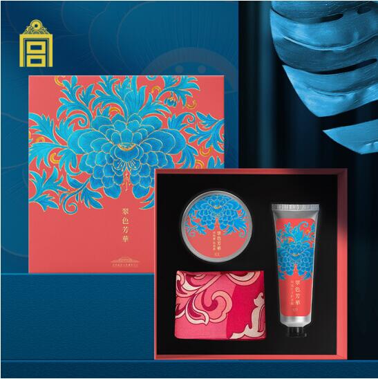 故宫文创 翠色芳华-伴手礼盒（丝巾 珍珠膏 护手霜）