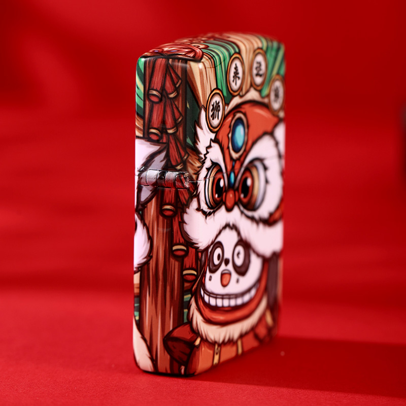 ZIPPO 亮漆彩印狮来运转打火机 Z1547