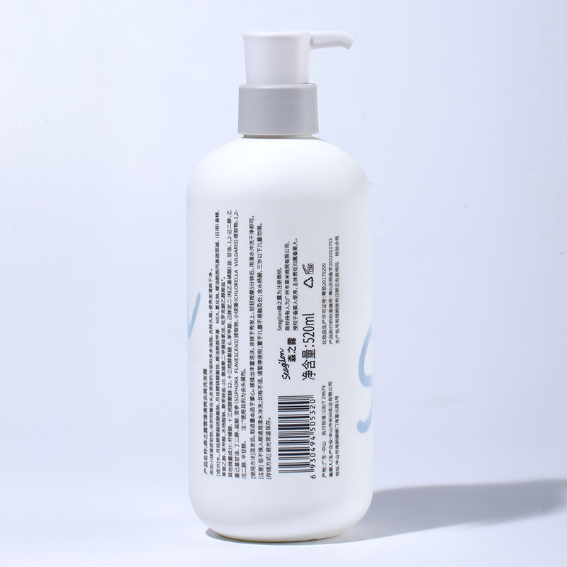 森之露 雪藻清爽去屑洗发露520ml