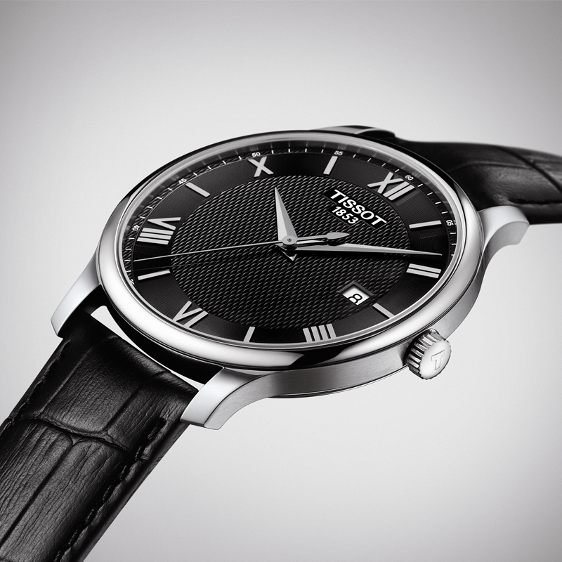 天梭(TISSOT) 手表俊雅系列时尚石英男表黑盘皮带 T063.610.16.058.00