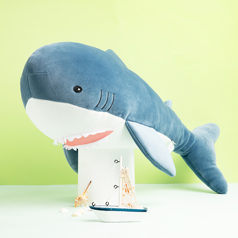 名创优品  海洋系列-鲨鱼公仔 20寸 20X56cm
